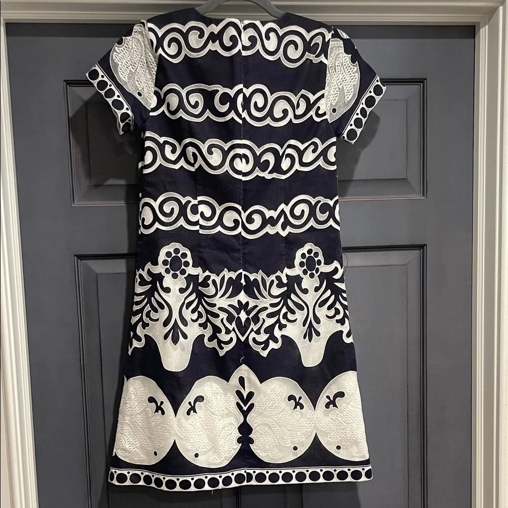 J. Crew Lace Shift Navy and White Dress Size 0